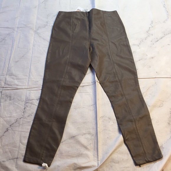 Just Fabulous faux leather high waisted leggings - Picture 3 of 11